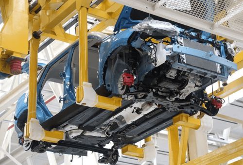 国产SUV窄高设计 底盘加宽之困与新兴能源技术的突破